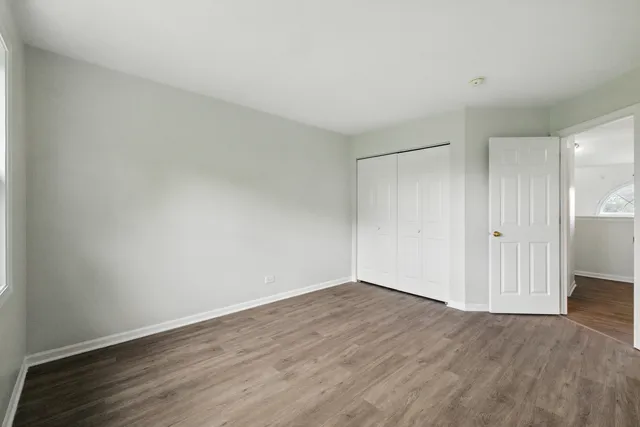 $369,900 | 720 Hoover Drive, Carol Stream, IL 60188