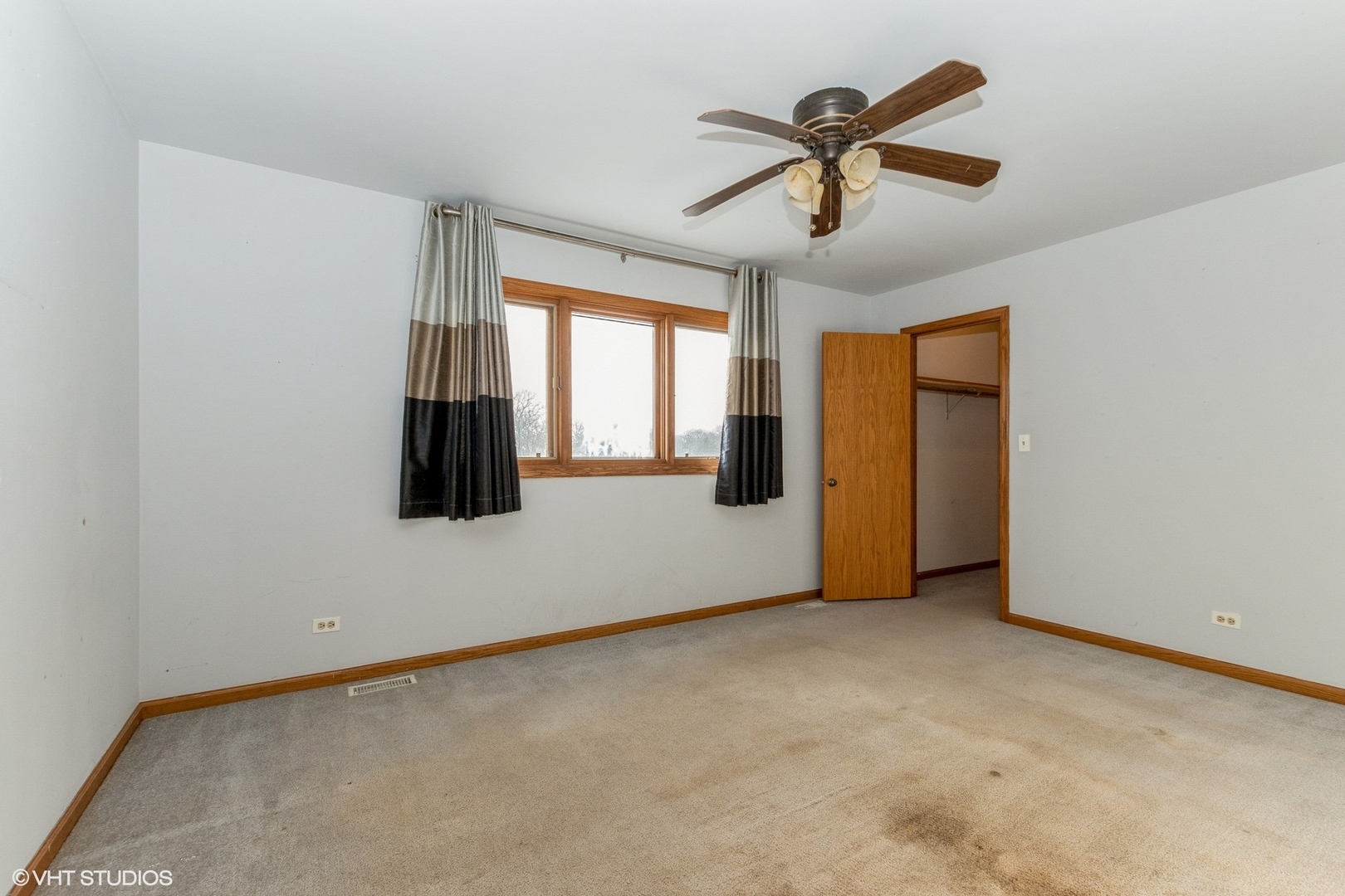 29460 South Wallingford Road Manhattan, IL 60442 - Photo 14 of 22 a view of an empty room with a window
