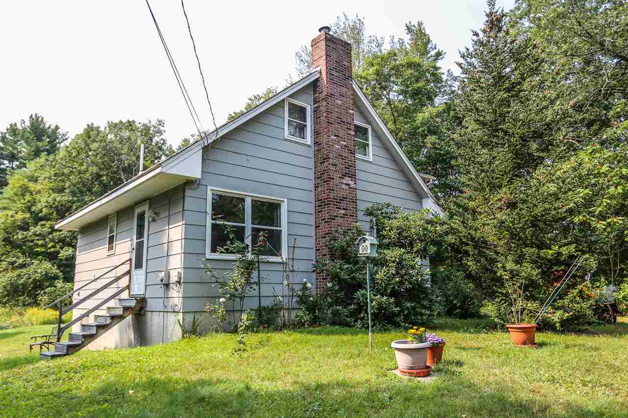 730 Chester Road Auburn, NH 03032 - Photo 3 of 22 Gallery Image 3