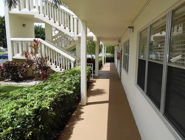$140,000 | 1037 Cambridge B, Deerfield Beach, FL 33442