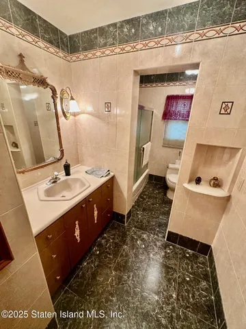 $1,399,000 | 59 Bogert Avenue | Todt Hill