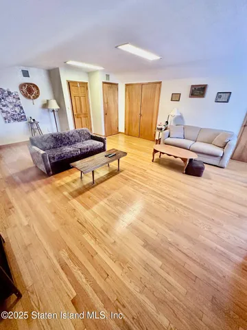 $1,399,000 | 59 Bogert Avenue | Todt Hill