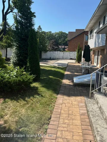 $1,399,000 | 59 Bogert Avenue | Todt Hill