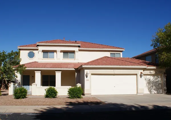 $2,500 | 1330 East Pedro Road, Phoenix, AZ 85042