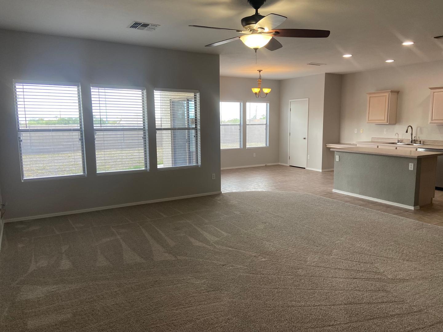 1330 East Pedro Road Phoenix, AZ 85042 - Photo 11 of 52 Photo #11