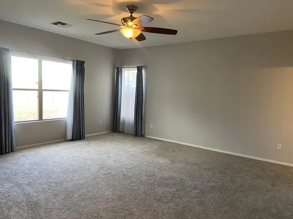 $2,500 | 1330 East Pedro Road, Phoenix, AZ 85042