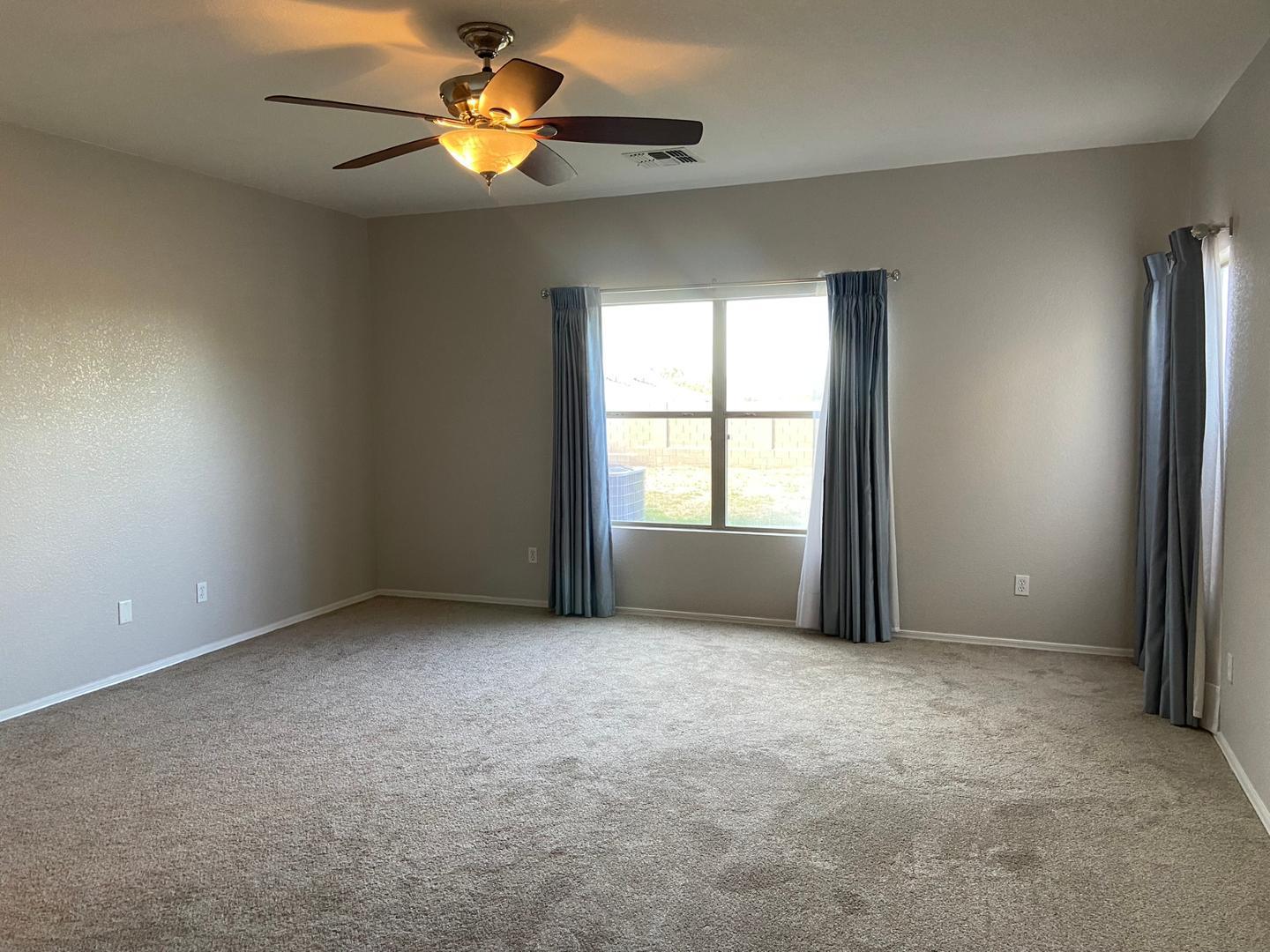 1330 East Pedro Road Phoenix, AZ 85042 - Photo 16 of 52 Photo #16