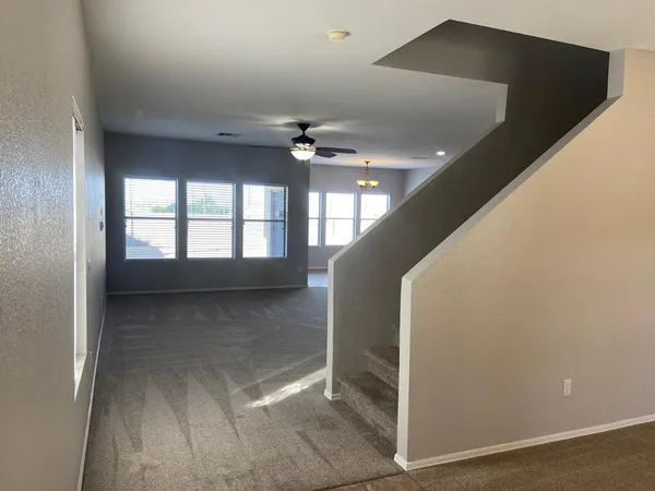 $2,500 | 1330 East Pedro Road, Phoenix, AZ 85042