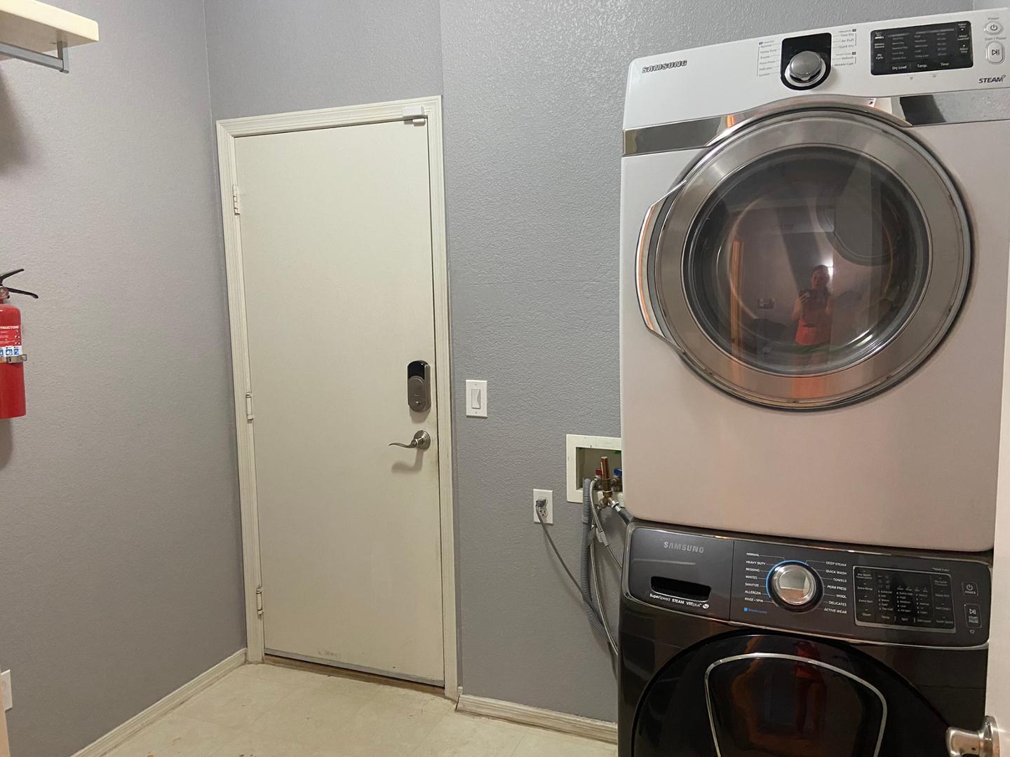 1330 East Pedro Road Phoenix, AZ 85042 - Photo 45 of 50 a utility room with dryer and washer