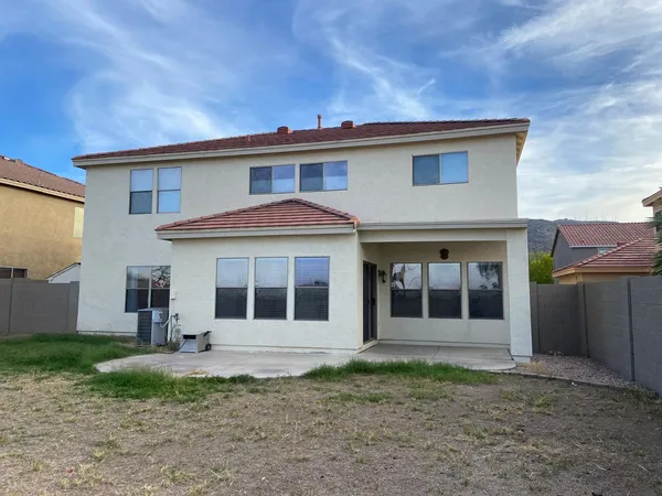 $2,500 | 1330 East Pedro Road, Phoenix, AZ 85042