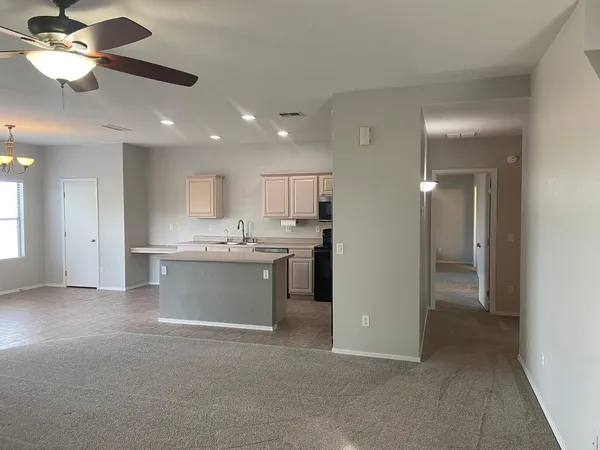 $2,500 | 1330 East Pedro Road, Phoenix, AZ 85042