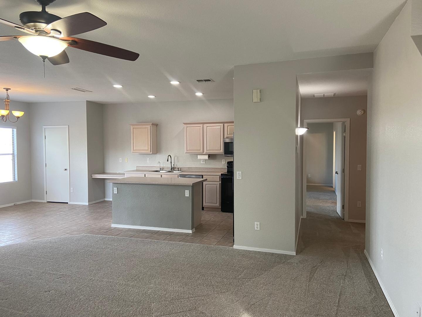 1330 East Pedro Road Phoenix, AZ 85042 - Photo 8 of 52 Photo #8