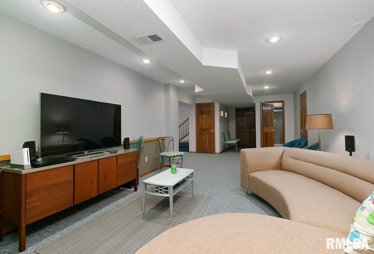 3563 Deer Ridge Court Bettendorf, IA 52722 - Photo 23 of 24 Gallery Image 23