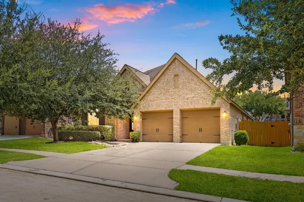 $395,000 | 27330 Pendleton Trace Drive, Spring, TX 77386
