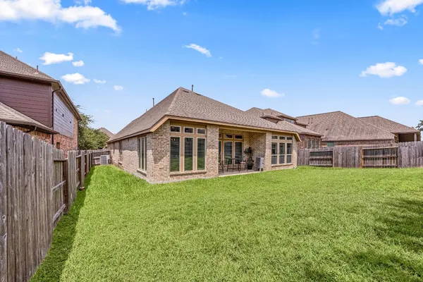 $395,000 | 27330 Pendleton Trace Drive, Spring, TX 77386