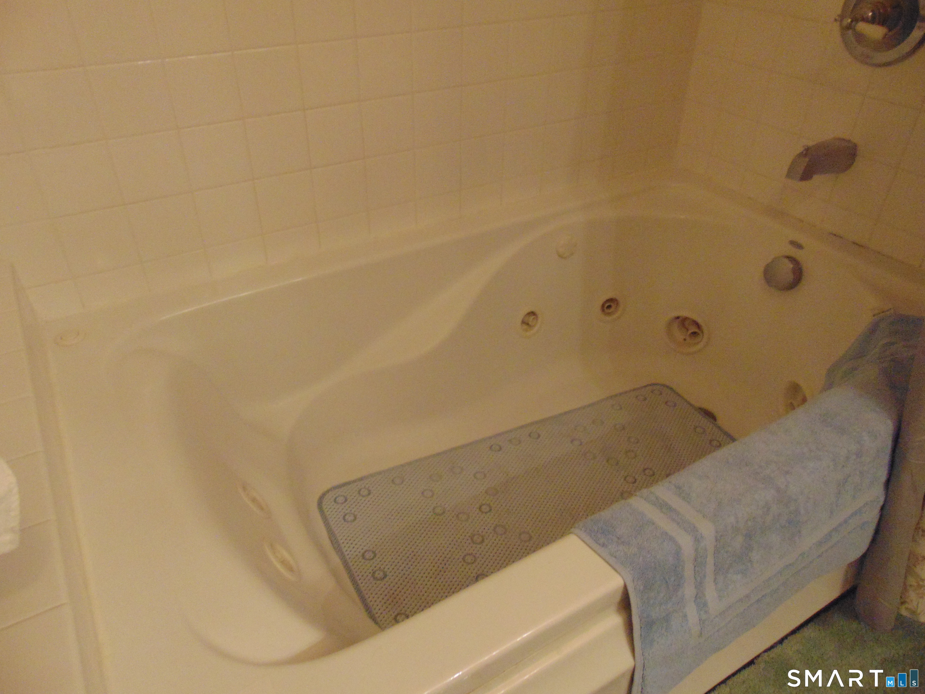 882 North Colony Road, Unit 31 Meriden, CT 06450 - Photo 30 of 34
