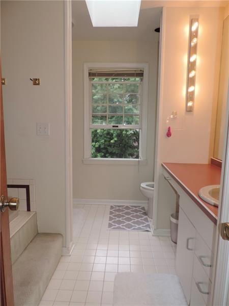 10 Sylvan Road Forest Hills, PA 15221 - Photo 13 of 25 Gallery Image 13