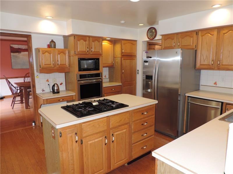 10 Sylvan Road Forest Hills, PA 15221 - Photo 7 of 25 Gallery Image 7