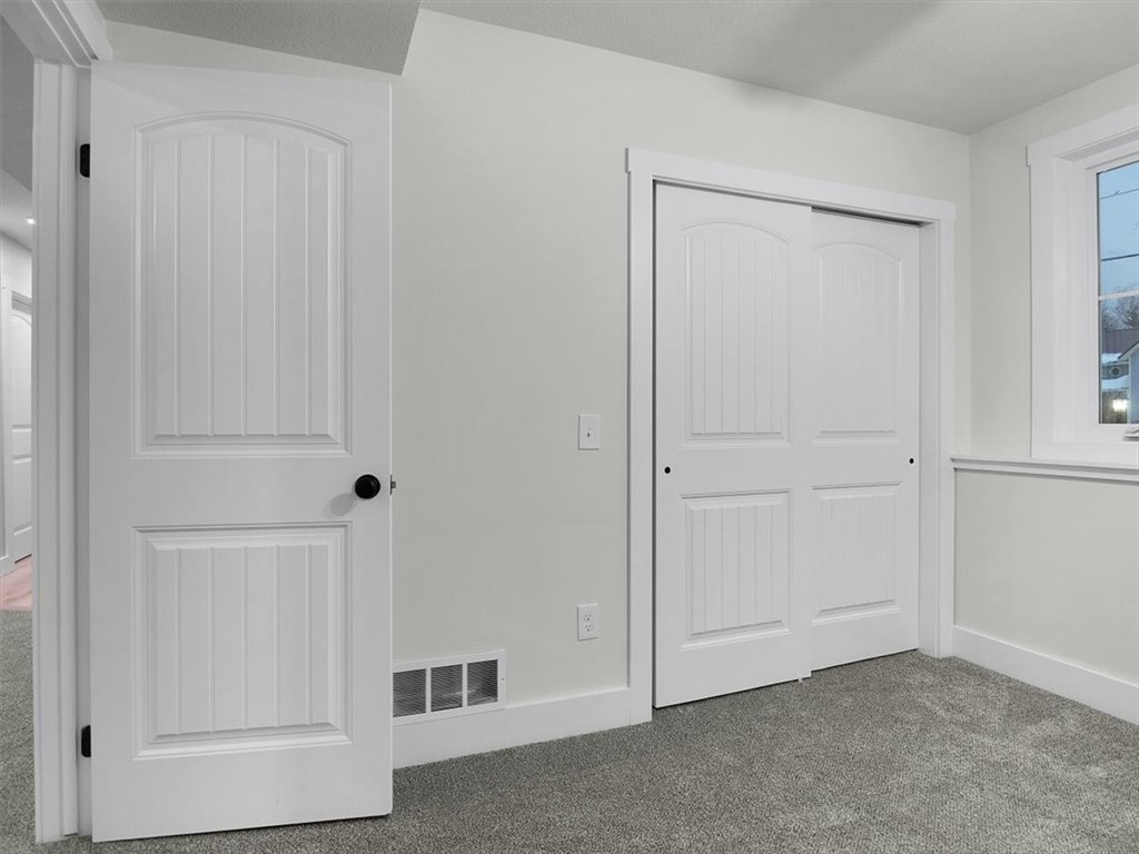 6648 Lakeside Road Ontario, NY 14519 - Photo 38 of 42 Lower Level Bedroom