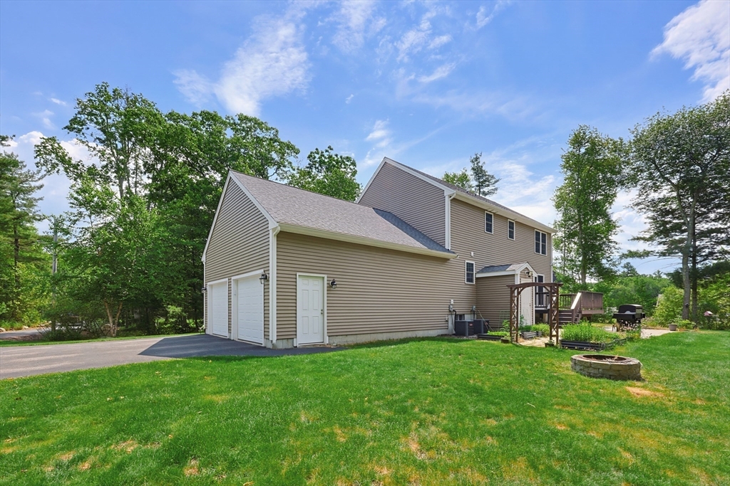 5 County Street Berkley, MA 02779 - Photo 39 of 40