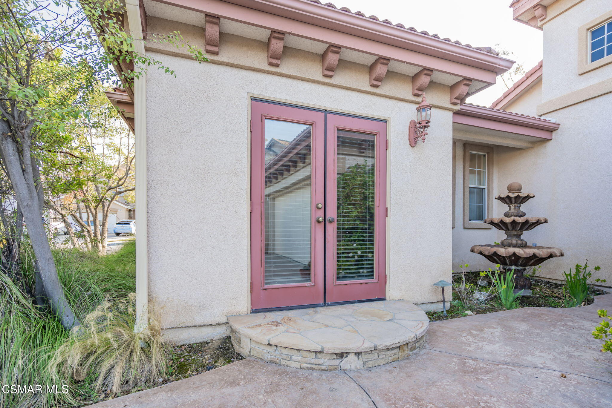 791 Eisenhower Way Simi Valley, CA 93065 - Photo 43 of 59 a front view of a house with garden