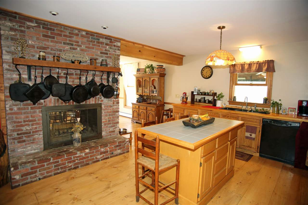 140 S Road Newbury, NH 03255 - Photo 8 of 29