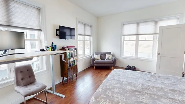 $7,250 | 4 Market Street, Cambridge, MA 02139