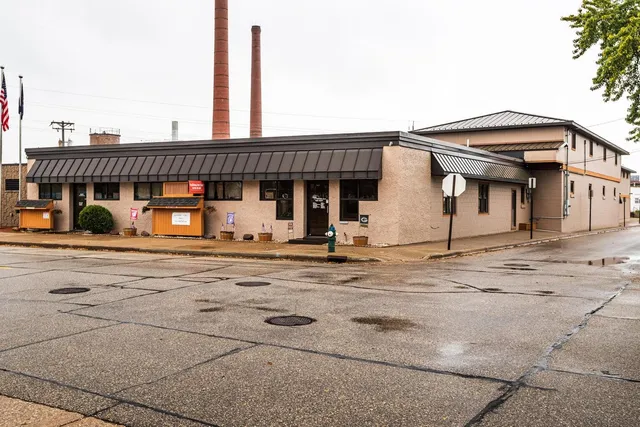 $875,000 | 1613 Chase Street, La Crosse, WI 54601