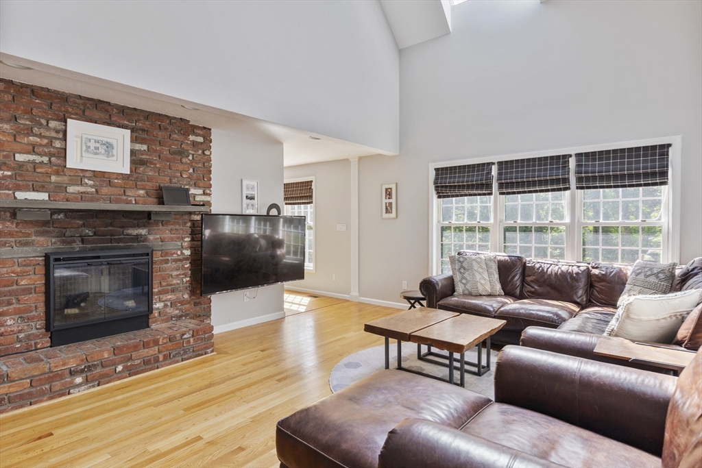 14 Hidden Brick Road Hopkinton, MA 01748 - Photo 11 of 42 Gallery Image 11