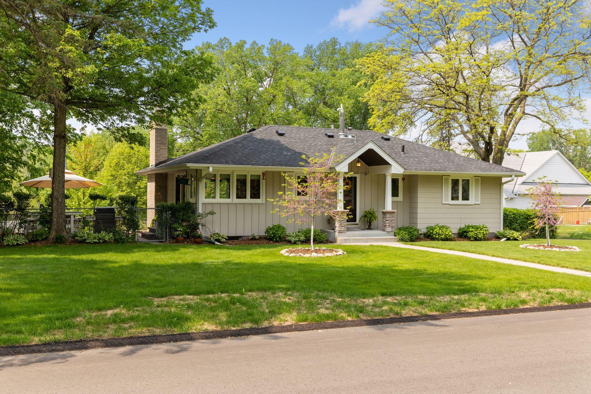 5200 Birch Road Minnetonka, MN 55345 - Photo 4 of 38