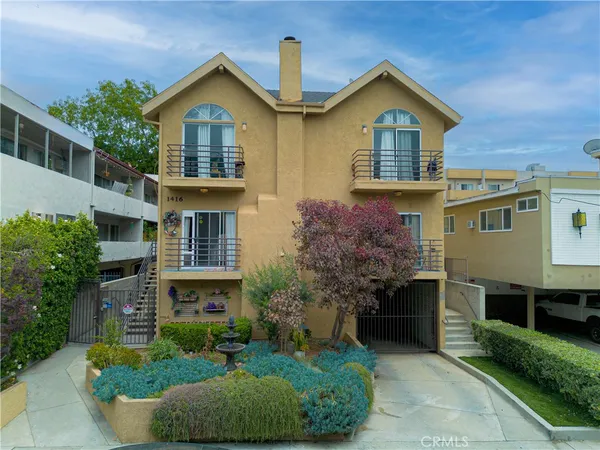 $869,000 | 1416 North Vista Street, Los Angeles, CA 90046