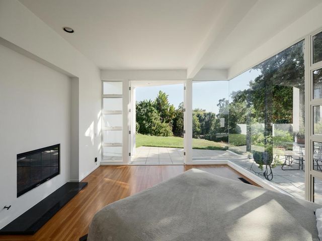 $4,295,000 | 421 Serpentine Drive, Del Mar, CA 92014