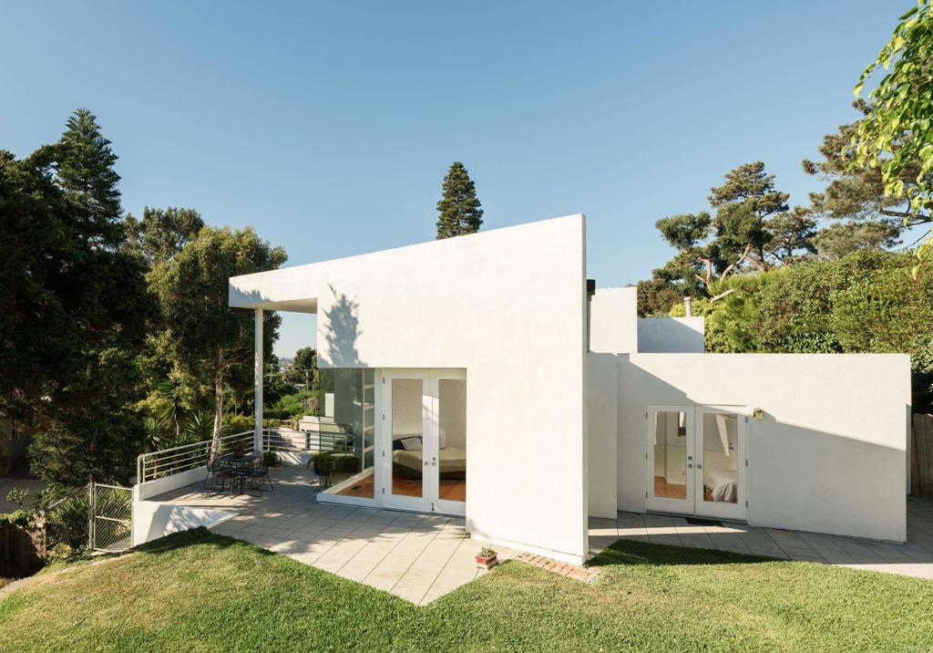 421 Serpentine Drive Del Mar, CA 92014 - Photo 32 of 43