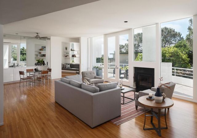 $4,295,000 | 421 Serpentine Drive, Del Mar, CA 92014