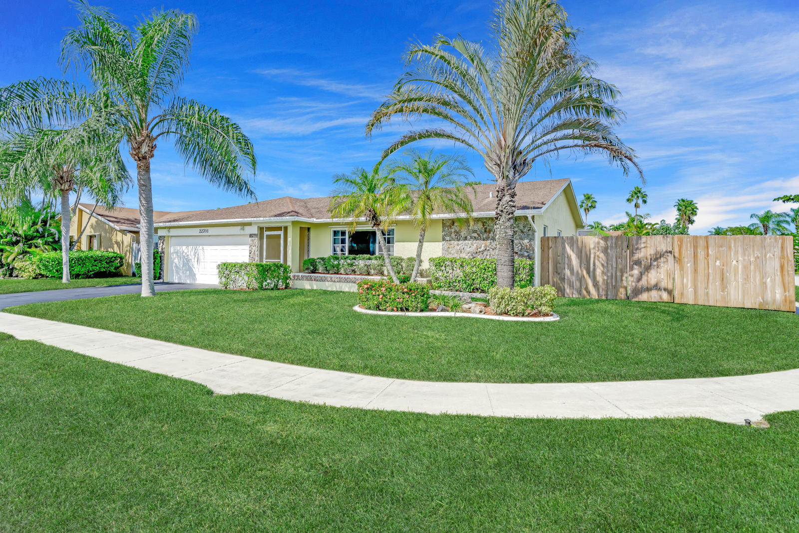 22701 Southwest 9th Street Boca Raton, FL 33433 - Photo 5 of 62 Front/Corner Lot
