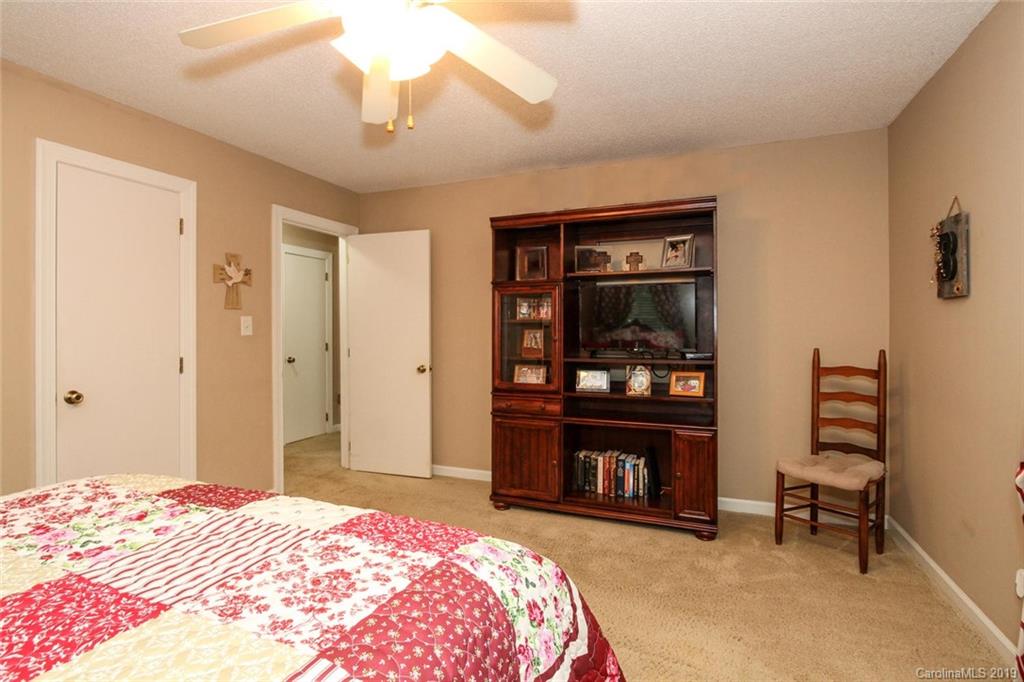 322 Killian Road, Unit 17 Stanley, NC 28164 - Photo 16 of 32 Gallery Image 16