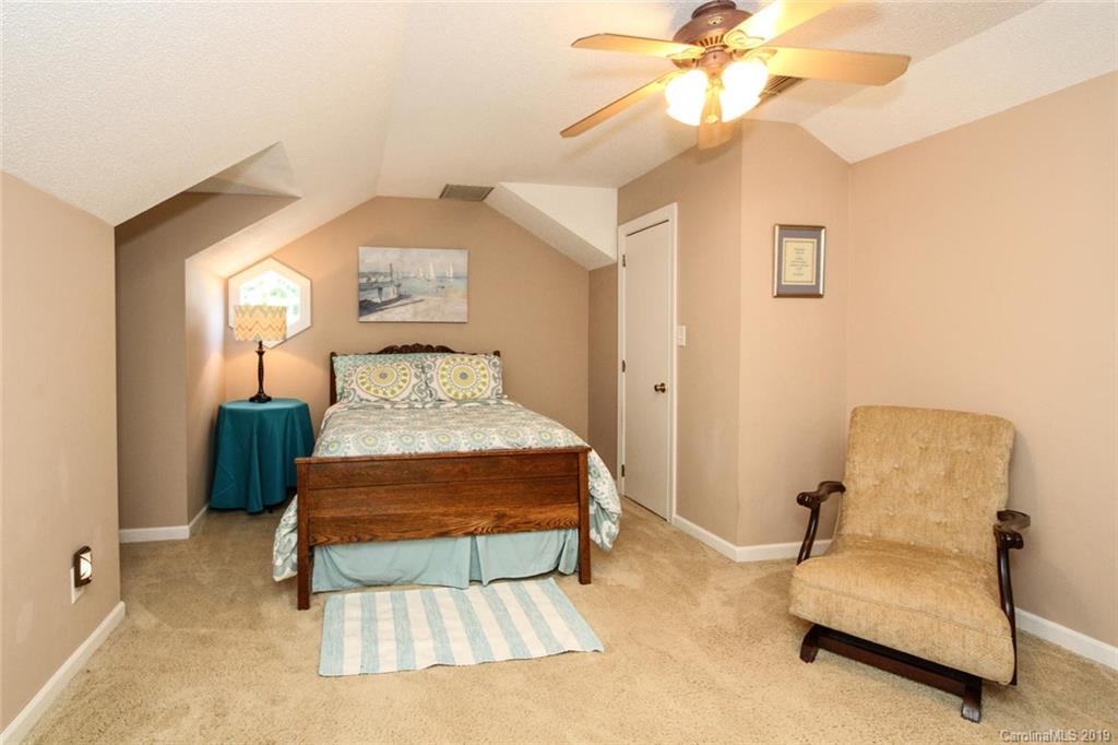 322 Killian Road, Unit 17 Stanley, NC 28164 - Photo 21 of 32 Gallery Image 21