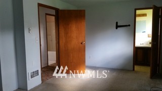 1915 Harding Road Aberdeen, WA 98520 - Photo 20 of 23 Gallery Image 20