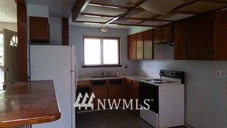 1915 Harding Road Aberdeen, WA 98520 - Photo 8 of 23 Gallery Image 8