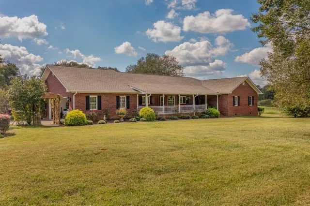 $575,000 | 272 Fairview Road Northwest, Calhoun, GA 30701