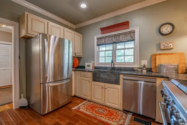 $575,000 | 272 Fairview Road Northwest, Calhoun, GA 30701