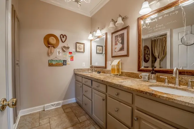 $575,000 | 272 Fairview Road Northwest, Calhoun, GA 30701