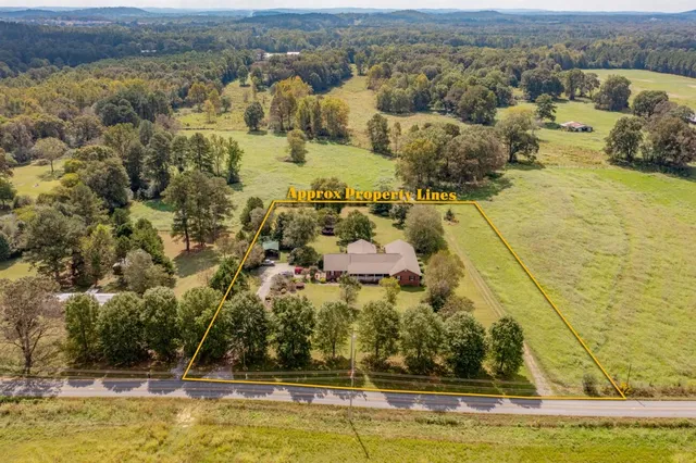 $575,000 | 272 Fairview Road Northwest, Calhoun, GA 30701