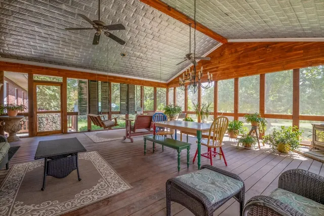 $575,000 | 272 Fairview Road Northwest, Calhoun, GA 30701