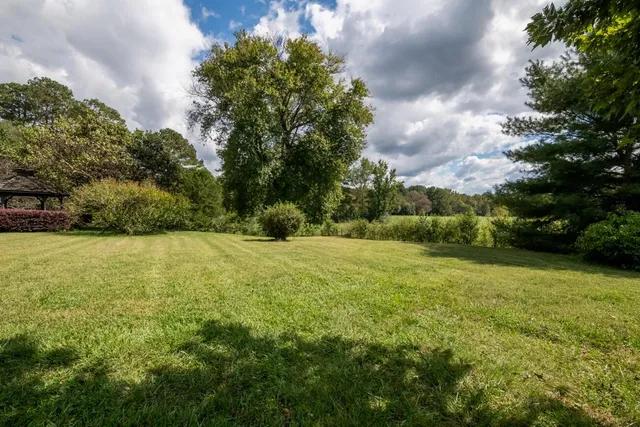 $575,000 | 272 Fairview Road Northwest, Calhoun, GA 30701