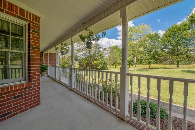 $575,000 | 272 Fairview Road Northwest, Calhoun, GA 30701