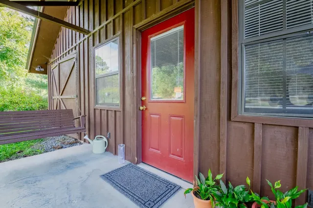 $575,000 | 272 Fairview Road Northwest, Calhoun, GA 30701