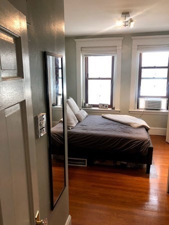 8 Garrison Street, Unit 401 Boston, MA 02116 - Photo 10 of 13