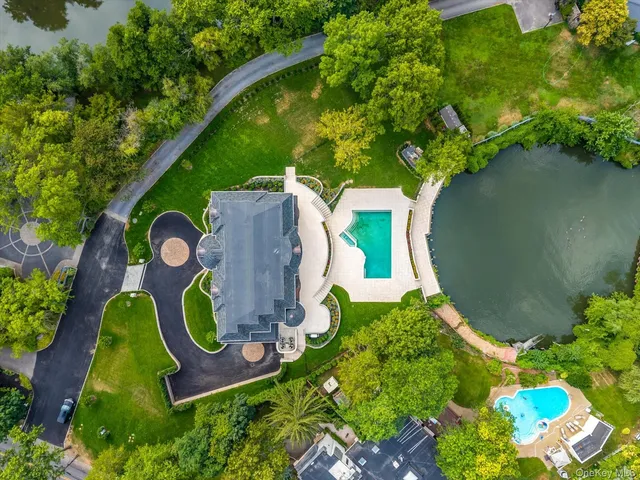 $9,998,000 | 566 A East Shore Road | Bay Terrace