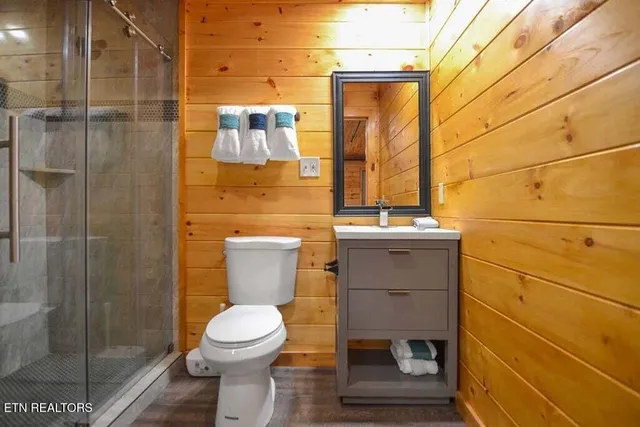 $2,295,000 | 2837 Cedar Falls Way, Sevierville, TN 37862